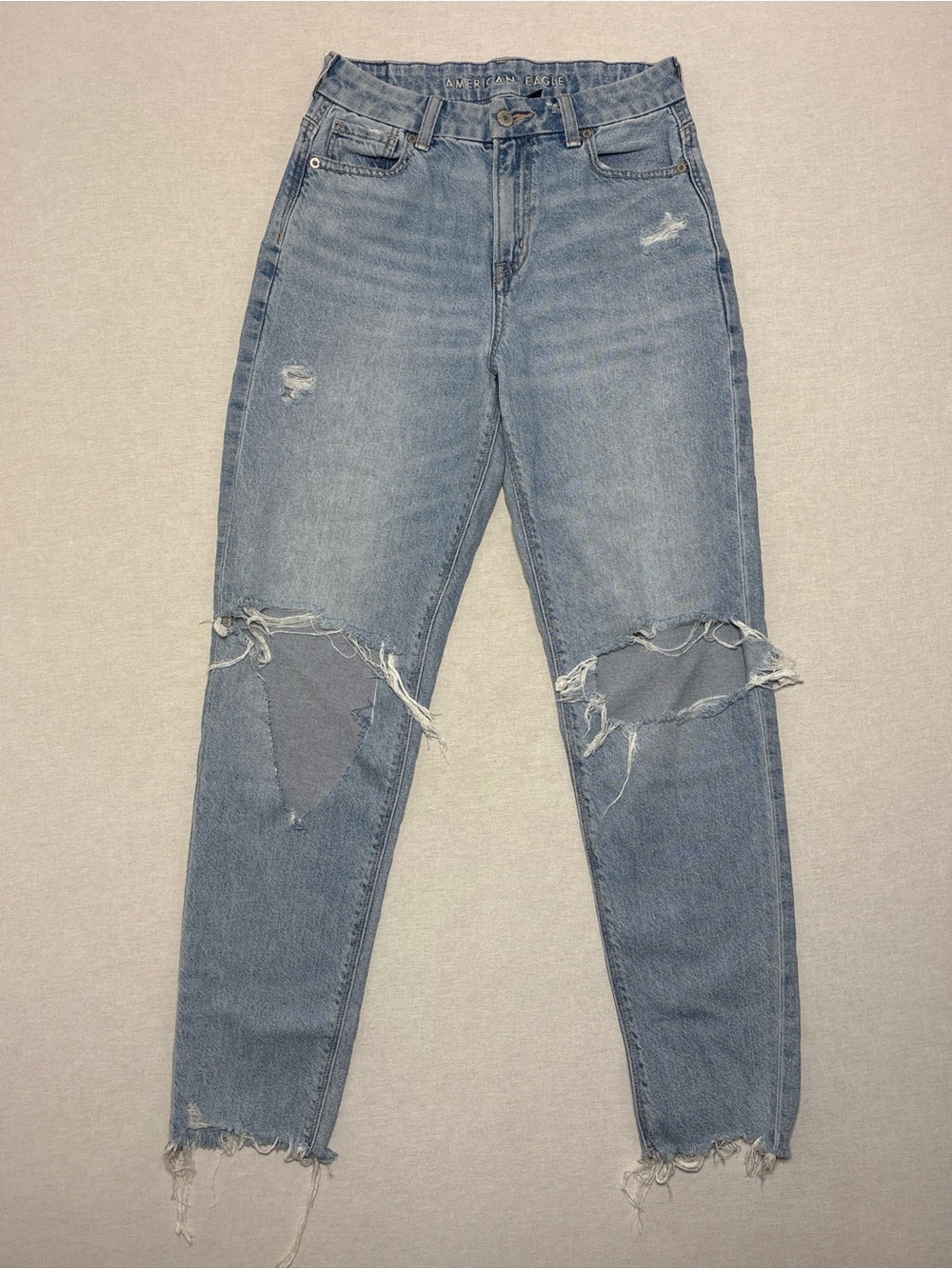American Eagle Outfitters Light Blue Distressed Boyfriend Jeans